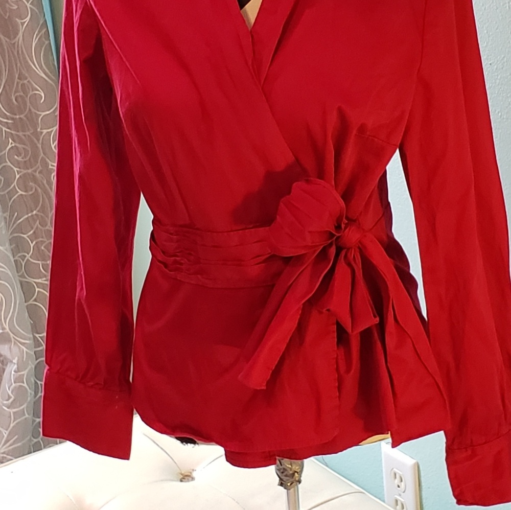 Red top - Picture 2 of 3